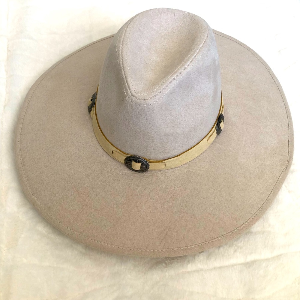 NWT LuLus Wide Brim Tan Western hat
